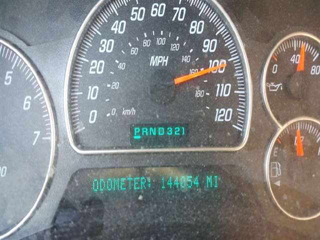 GMC Envoy XL 2003 photo 16